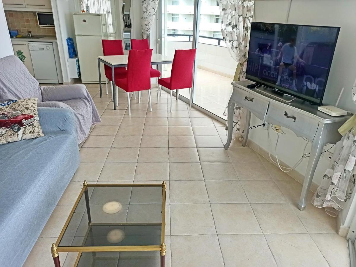 Cozy Apartment In The Center Of Costa Adeje On The 1St Coastline 외부 사진