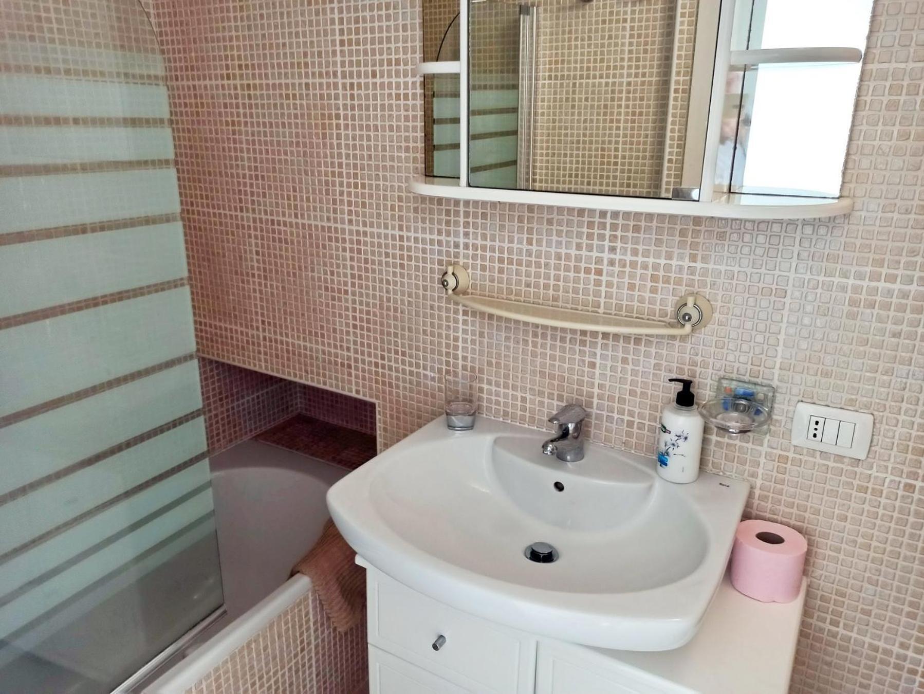 Cozy Apartment In The Center Of Costa Adeje On The 1St Coastline 외부 사진